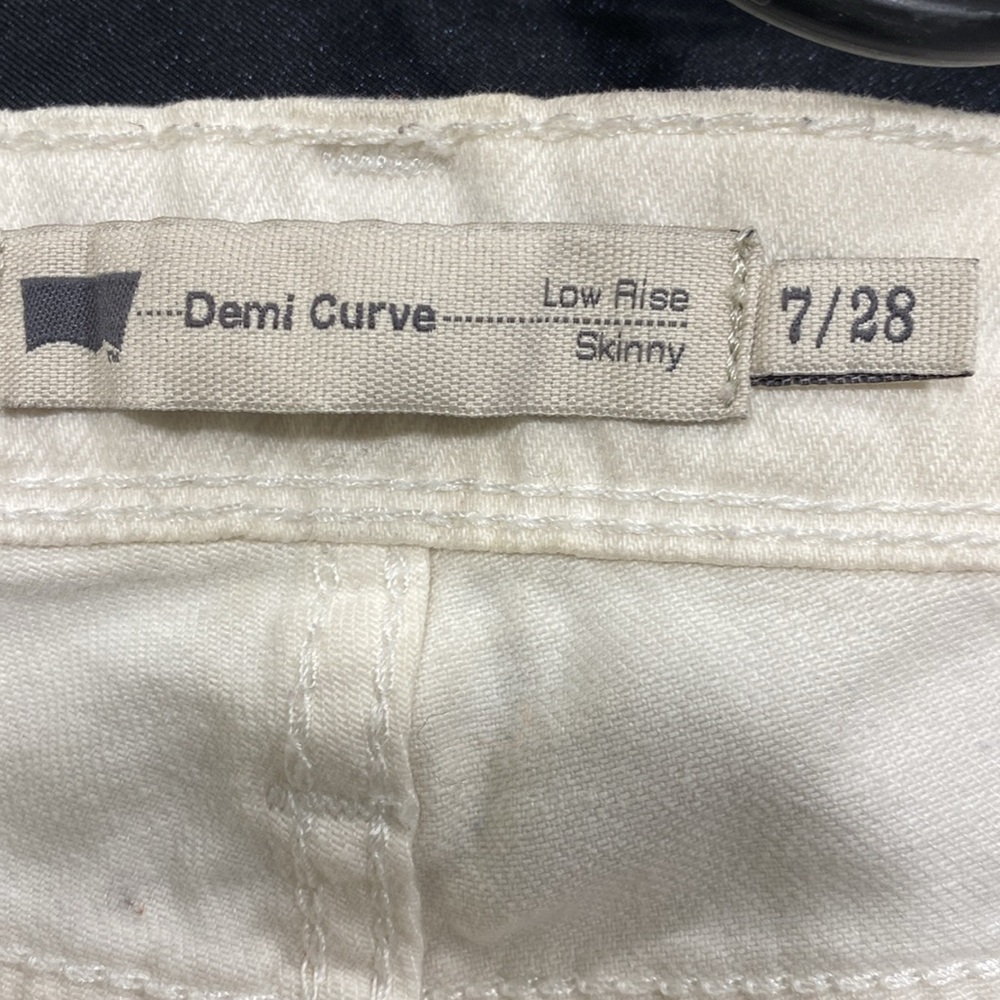 LEVI’S jeans 👖 - Picture 5 of 6